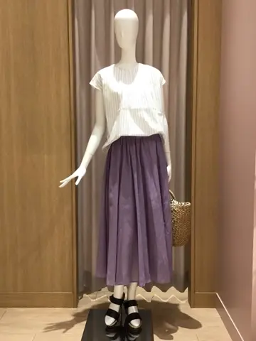 ANY 本吉 コーディネート画像