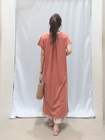 ANY 榎本 コーディネート画像