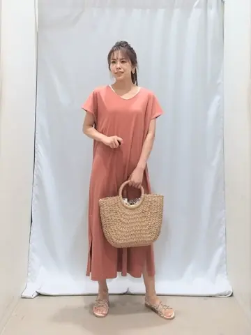 ANY 榎本 コーディネート画像