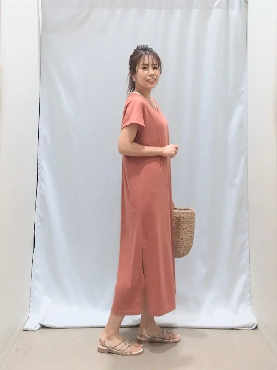 ANY 榎本 コーディネート画像