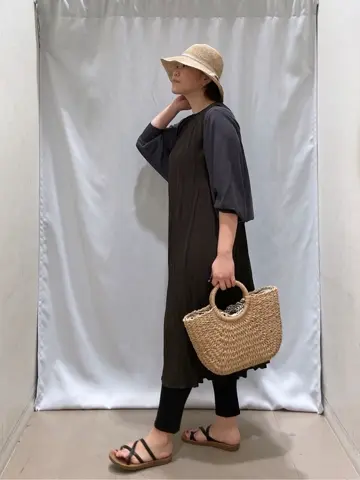 ANY 林 コーディネート画像