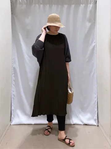 ANY 林 コーディネート画像