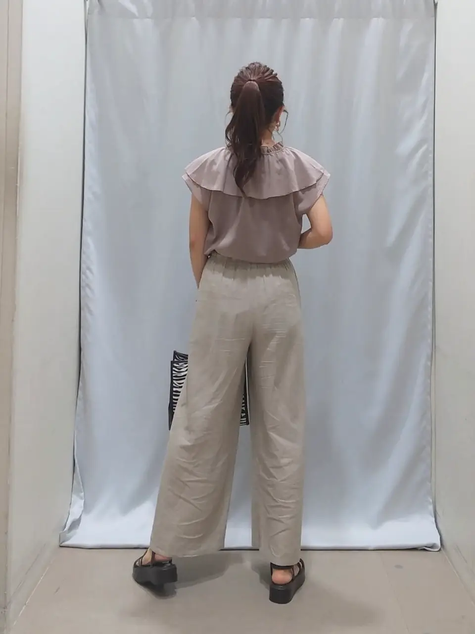 ANY 榎本 コーディネート画像