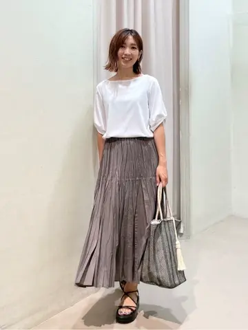 ANY 濱野 コーディネート画像