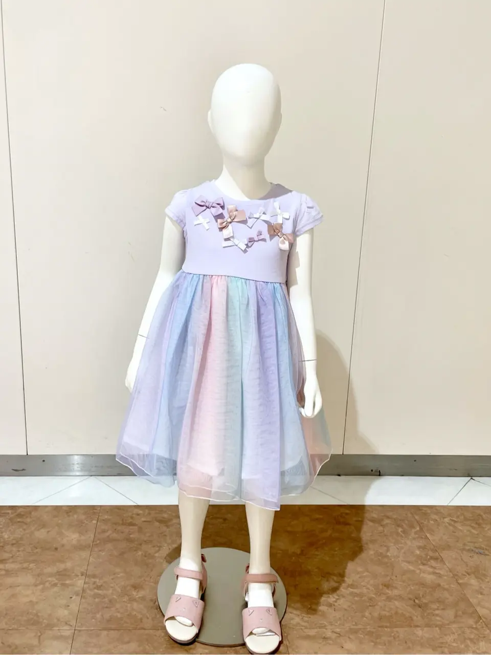 ANY 三橋 コーディネート画像