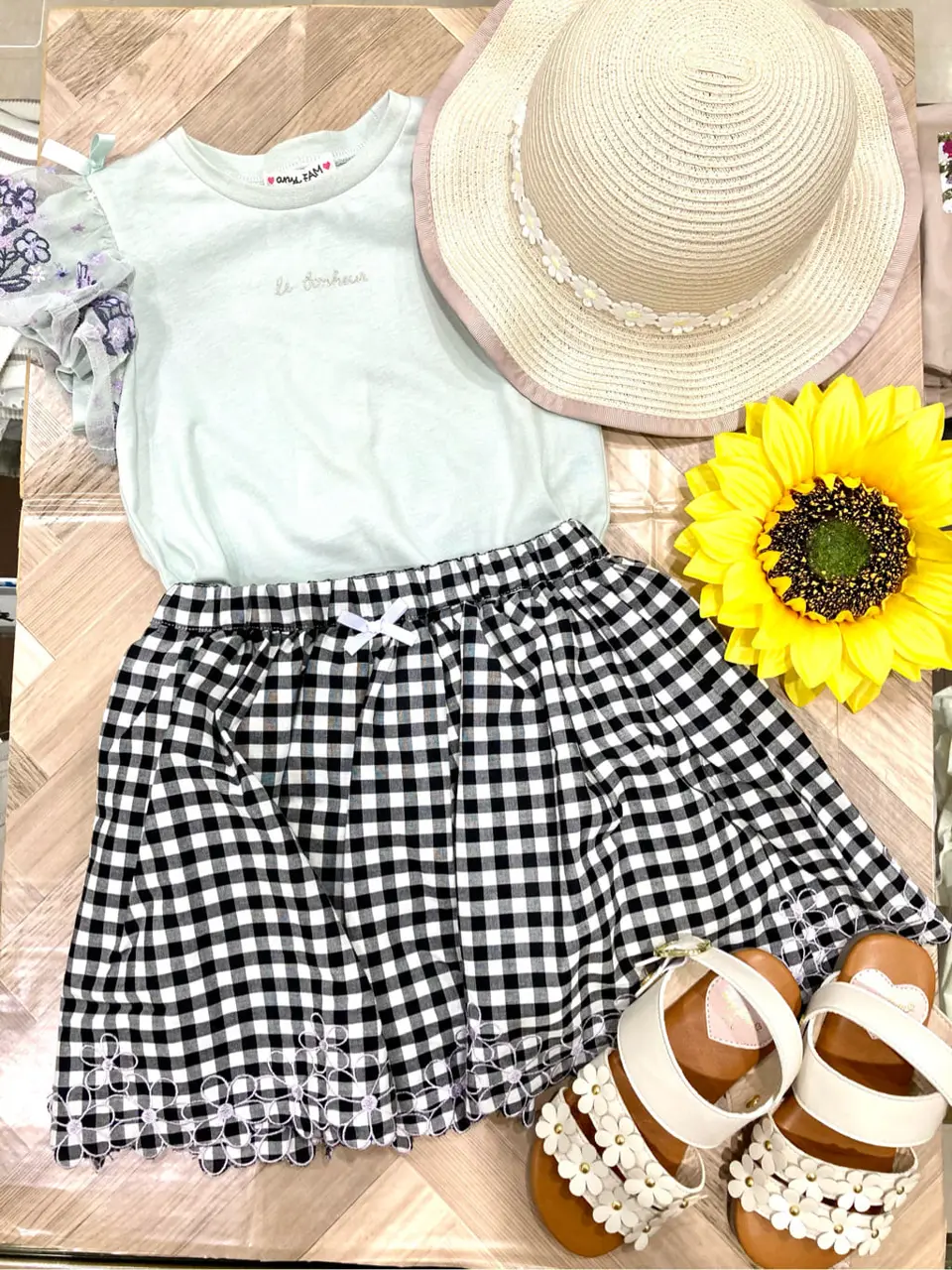 ANY 杉原 コーディネート画像