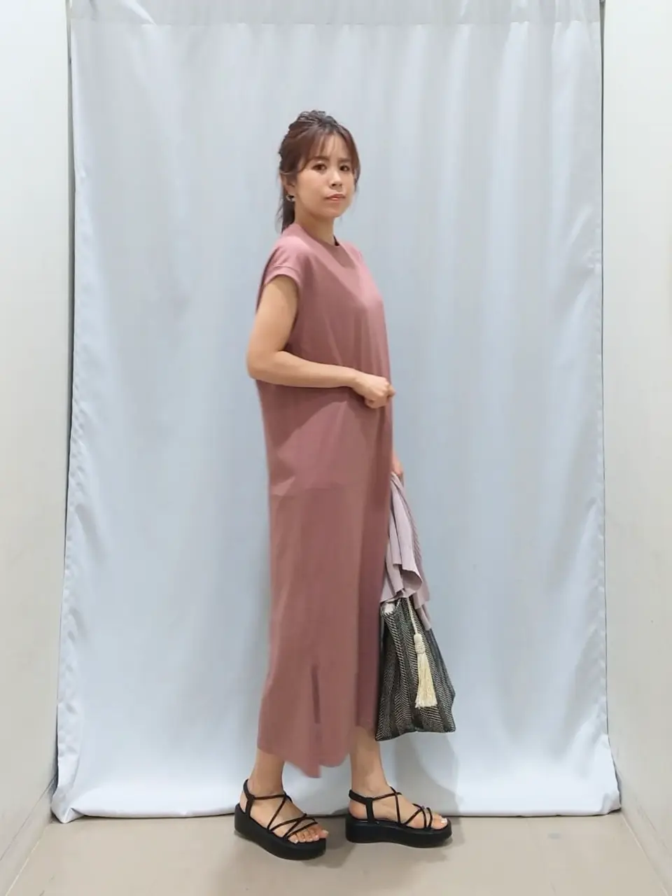 ANY 榎本 コーディネート画像