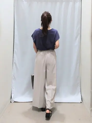 ANY 榎本 コーディネート画像