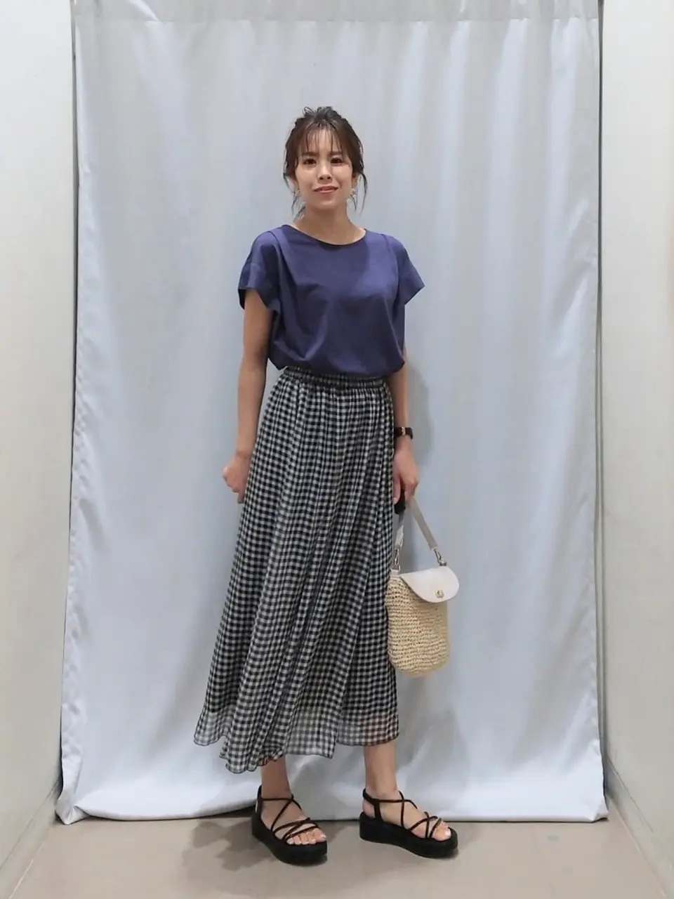 ANY 榎本 コーディネート画像