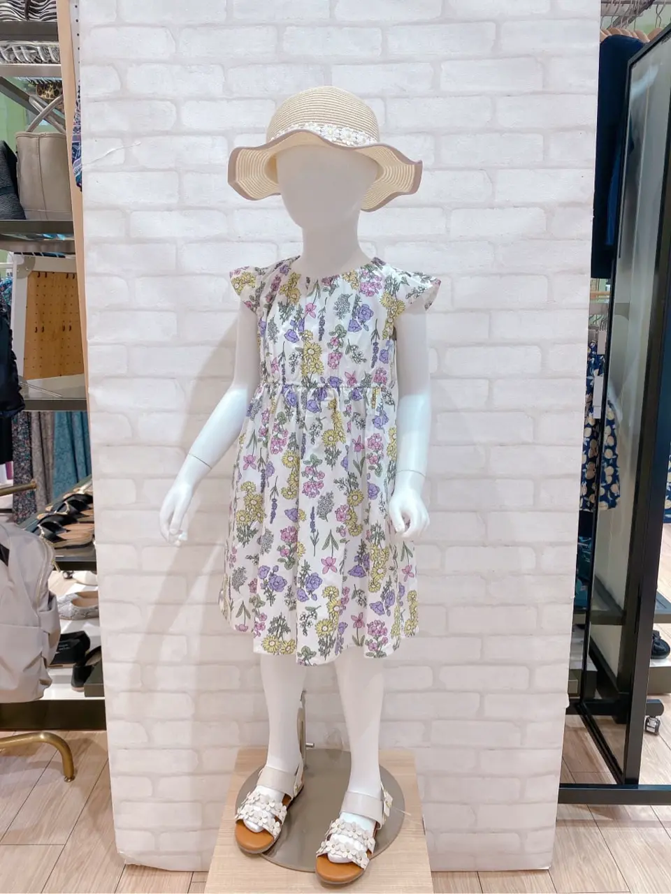 ANY 嶋田 コーディネート画像