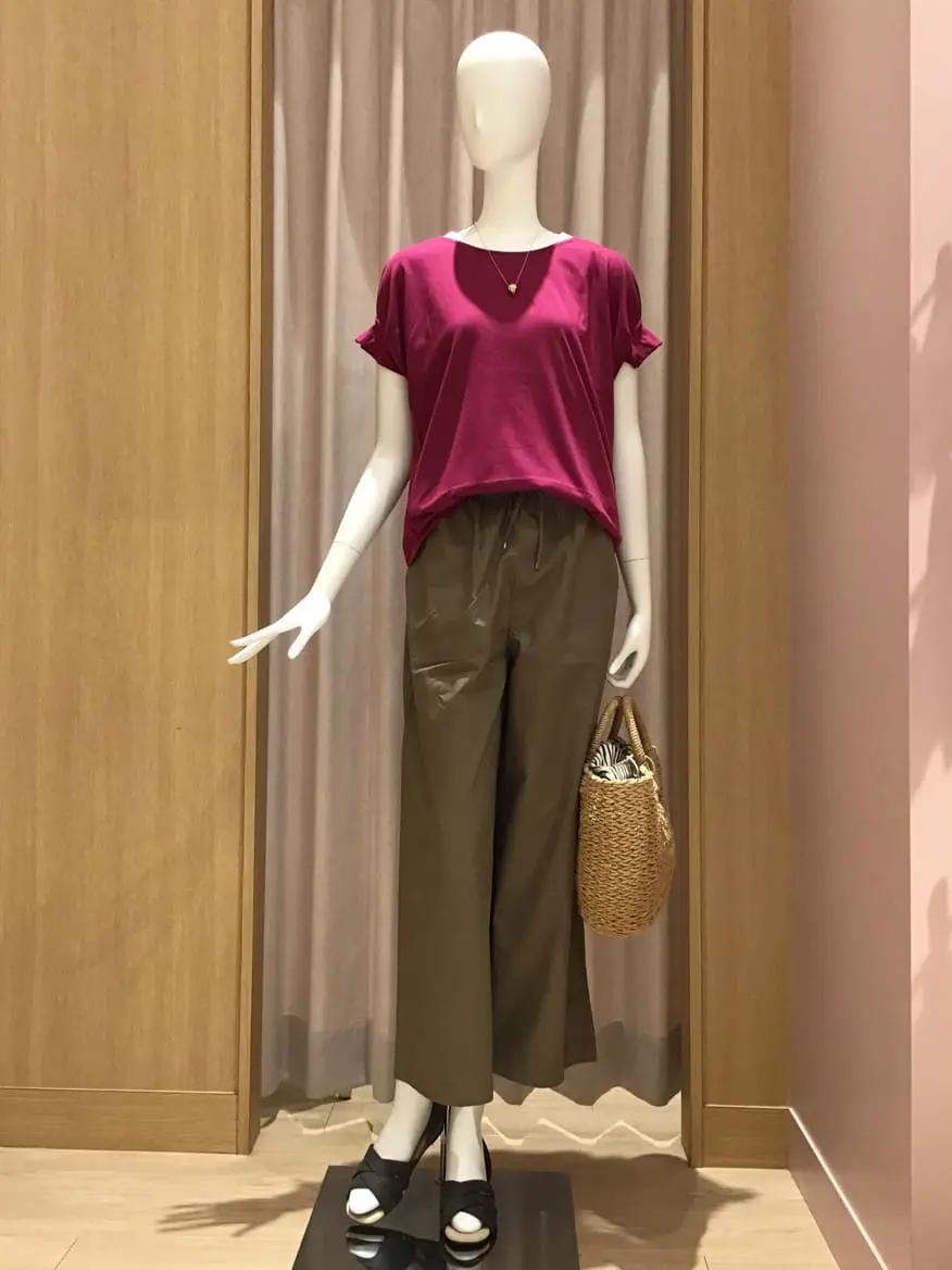  本吉 コーディネート画像