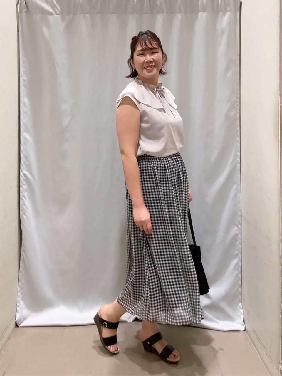 ANY 林 コーディネート画像