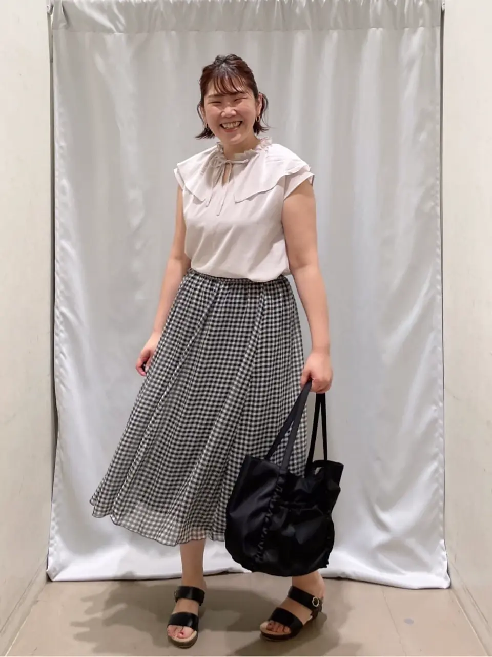 ANY 林 コーディネート画像