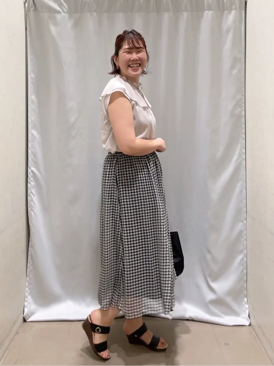 ANY 林 コーディネート画像