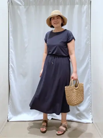 ANY 林 コーディネート画像