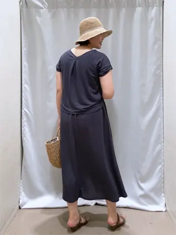 ANY 林 コーディネート画像