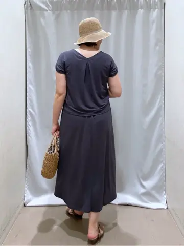 ANY 林 コーディネート画像