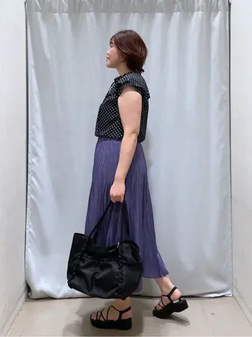 ANY 林 コーディネート画像