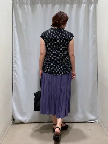 ANY 林 コーディネート画像