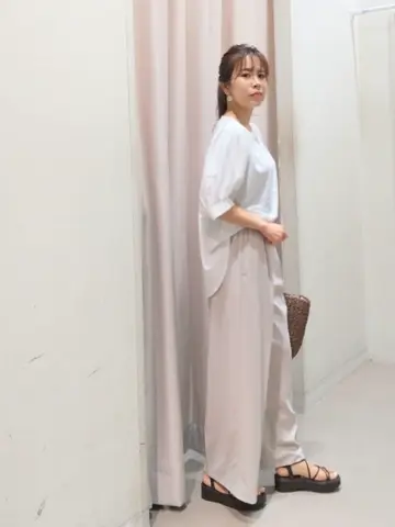 ANY 榎本 コーディネート画像