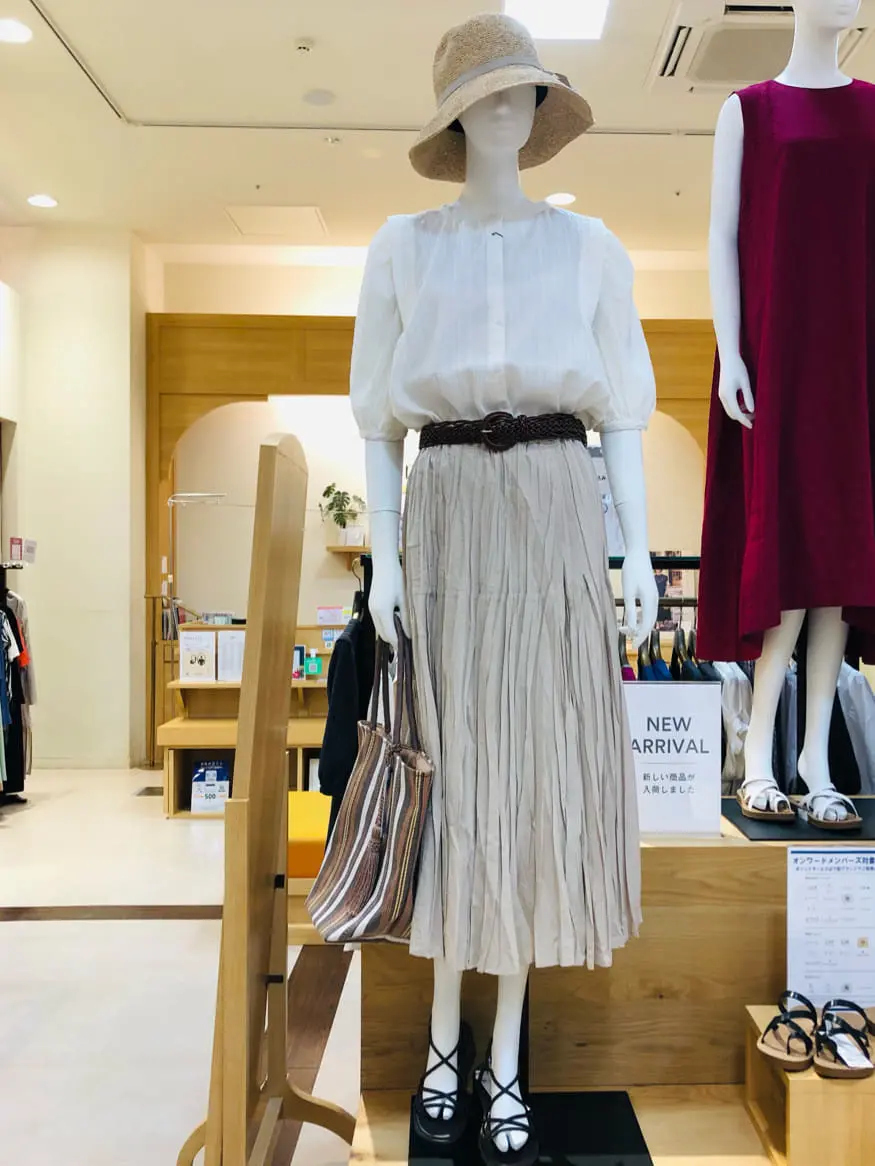 ANY 吉田 コーディネート画像