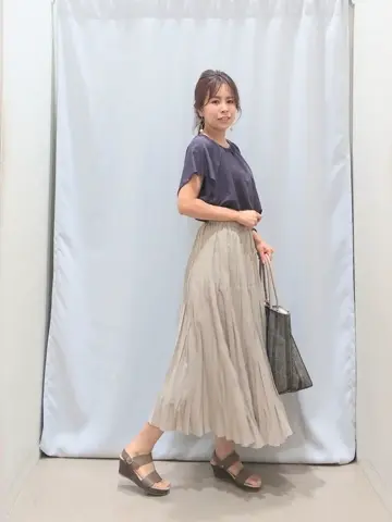 ANY 榎本 コーディネート画像