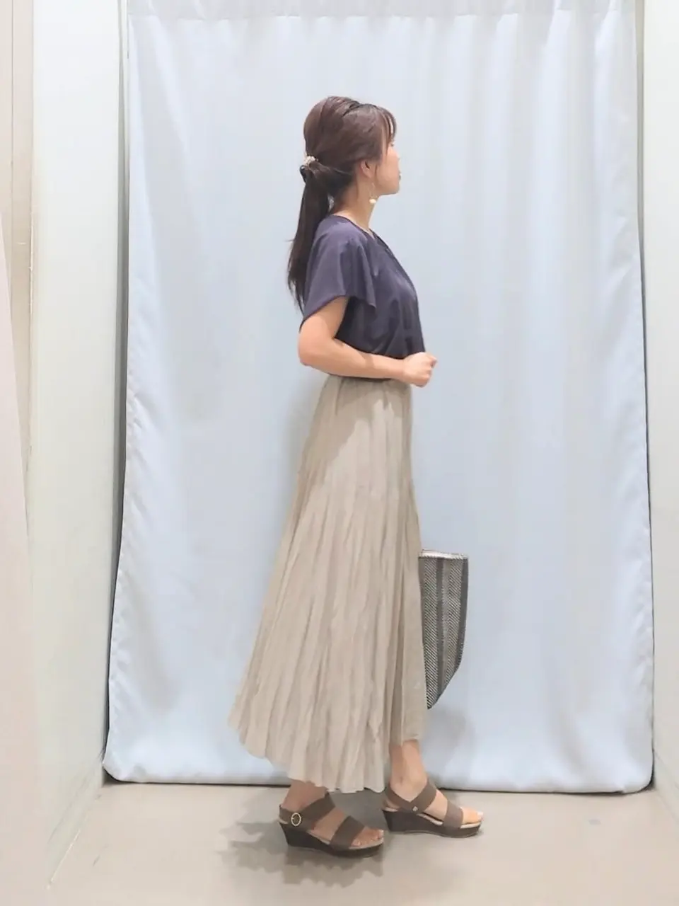 ANY 榎本 コーディネート画像