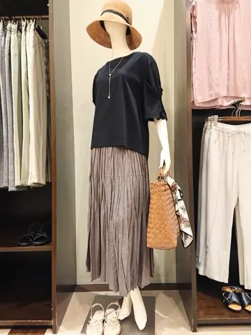 ANY 横田 コーディネート画像