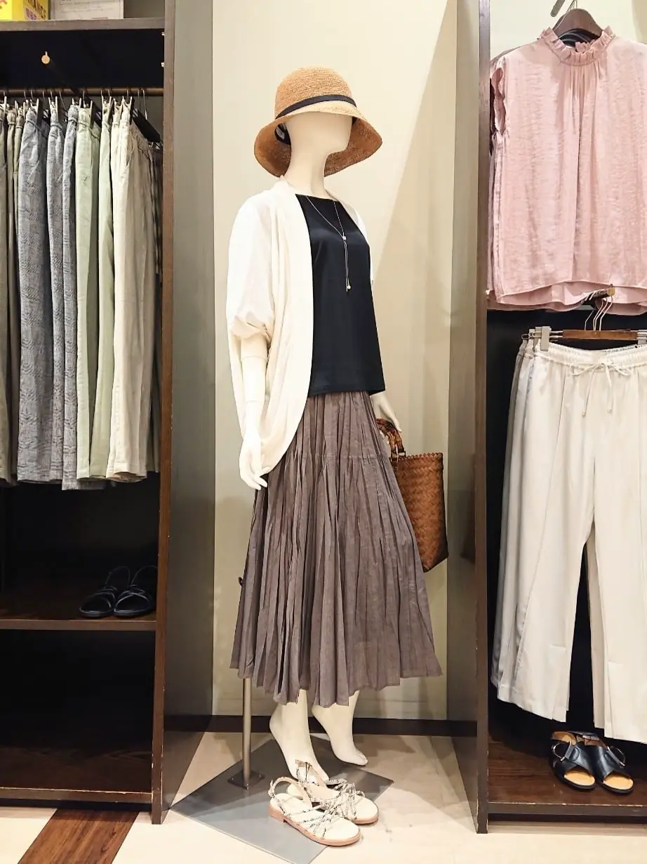 ANY 横田 コーディネート画像