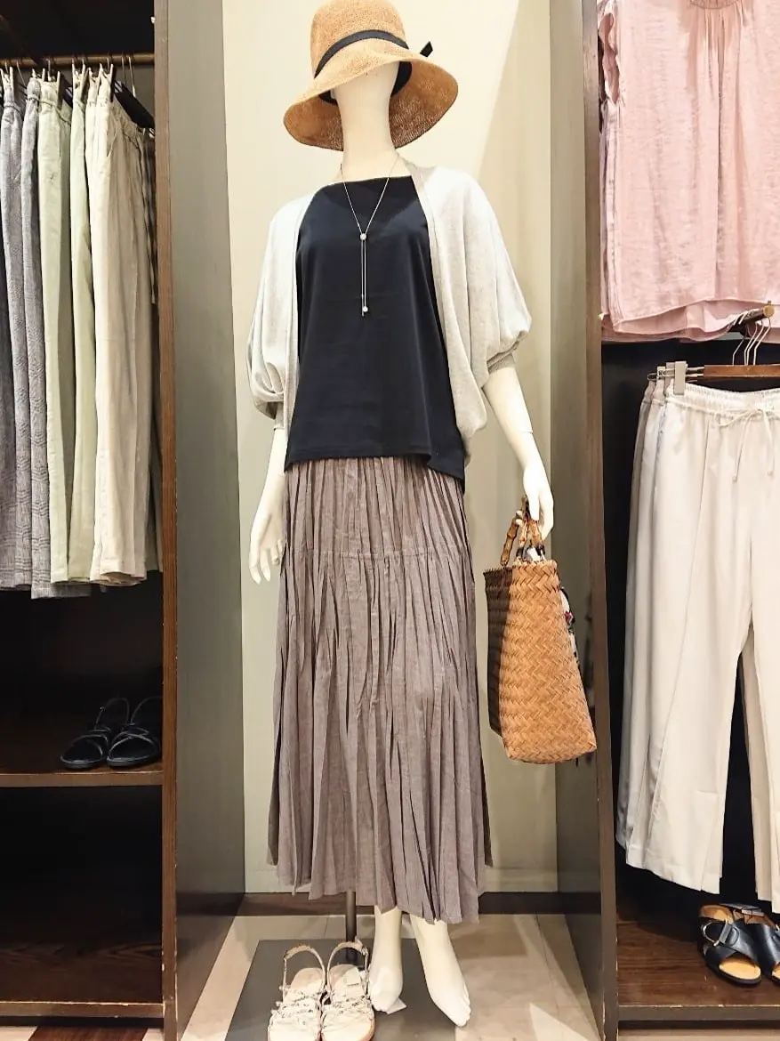 ANY 横田 コーディネート画像