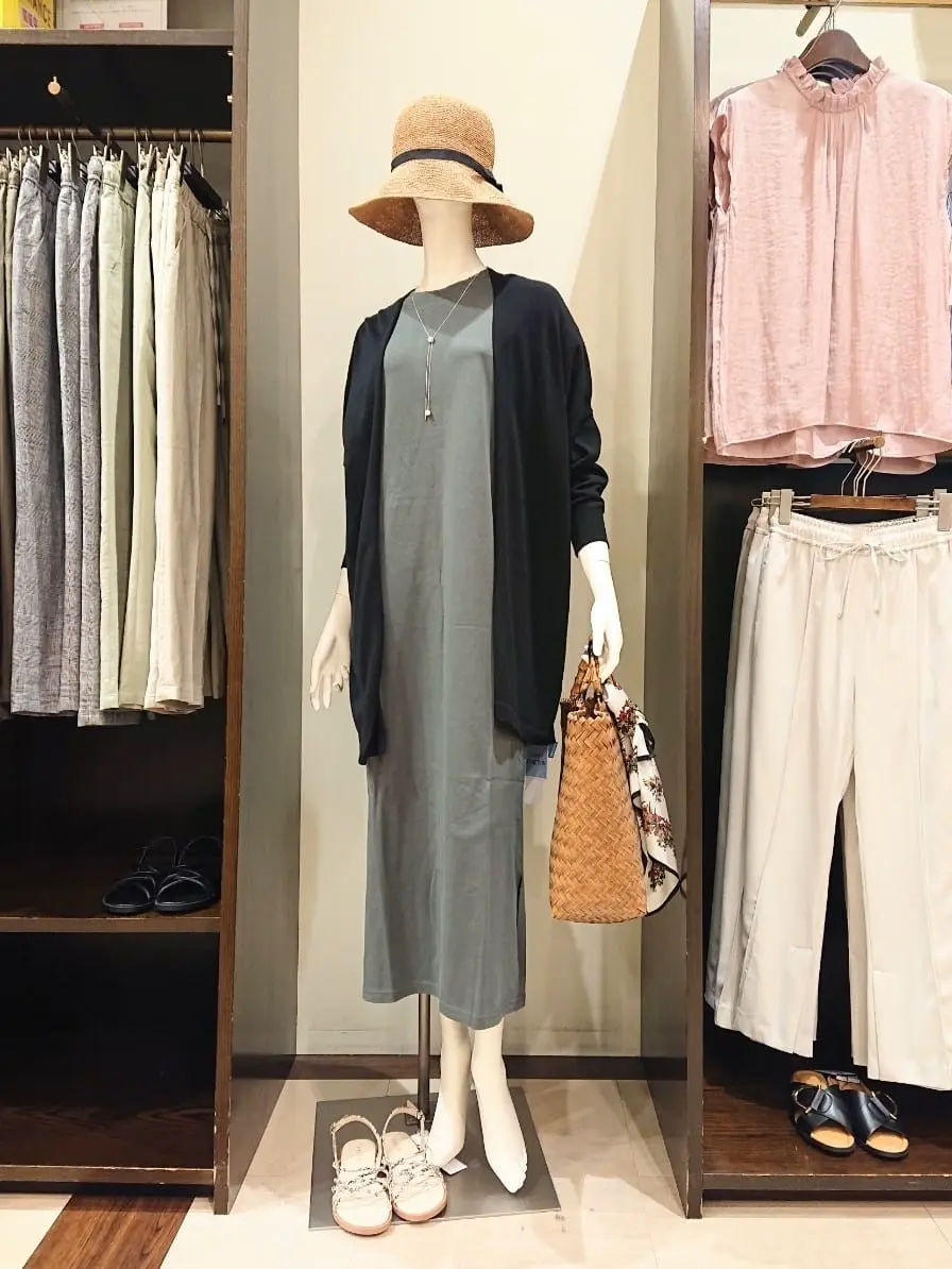 ANY 横田 コーディネート画像