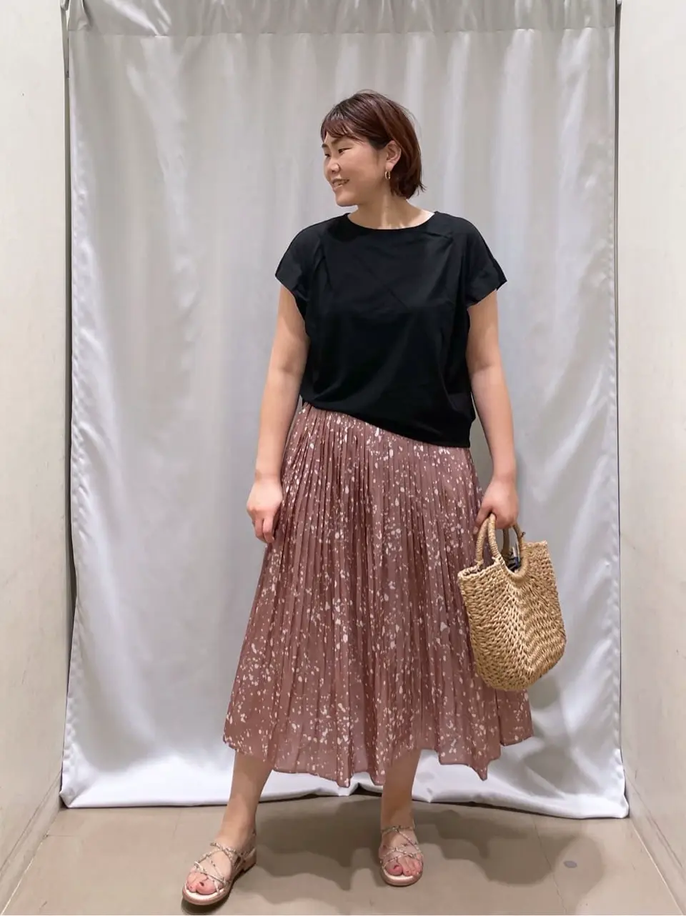 ANY 林 コーディネート画像