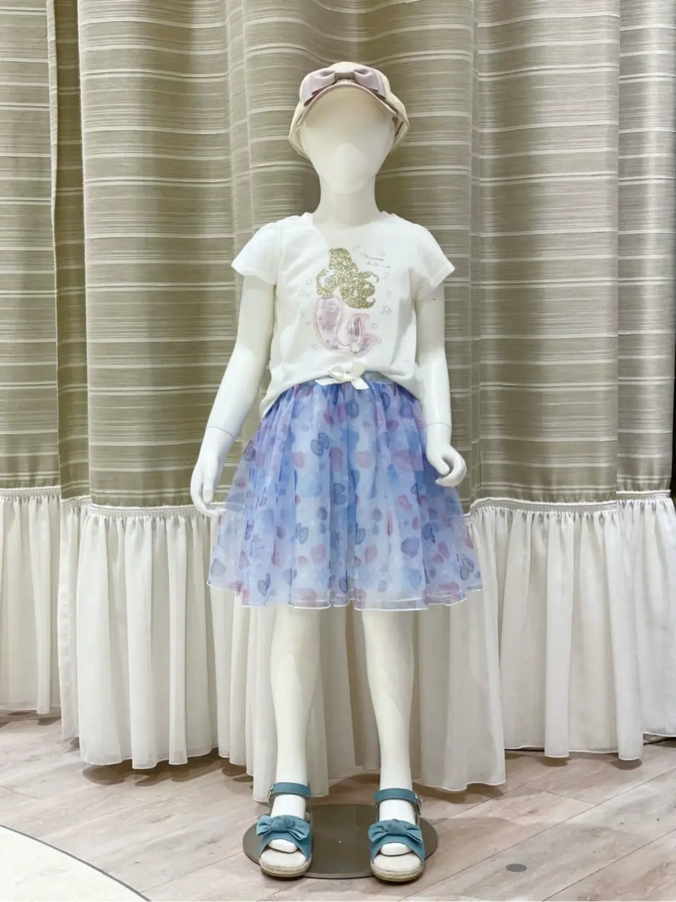 ANY フジコ コーディネート画像