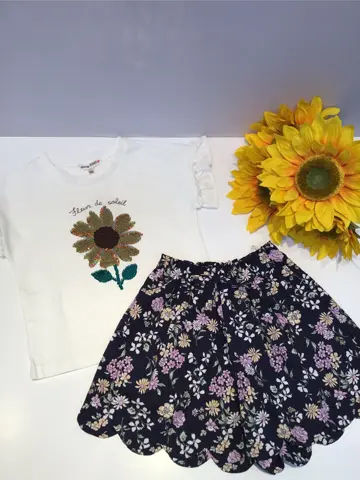 ANY 佐々木 コーディネート画像