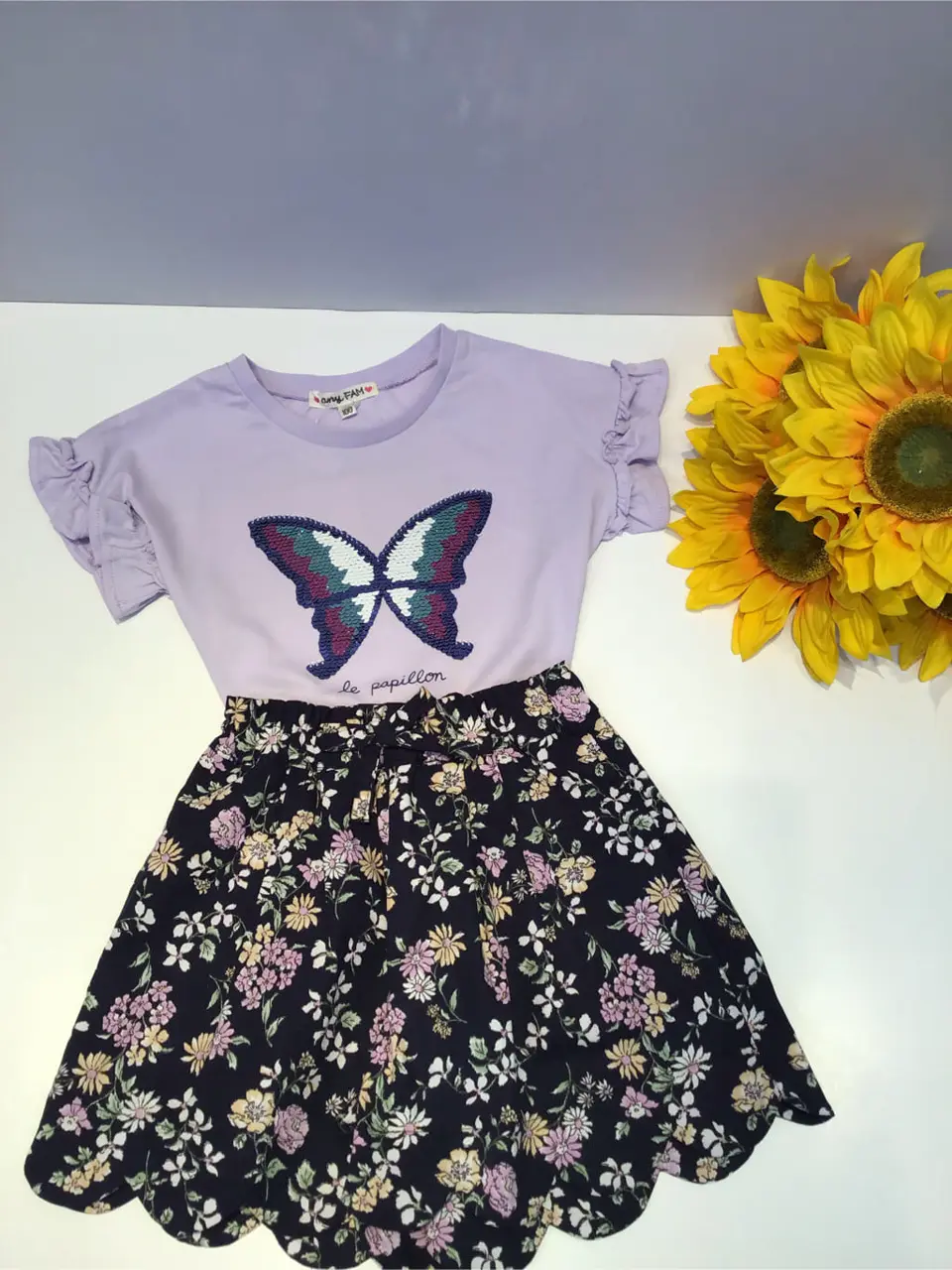 ANY 佐々木 コーディネート画像