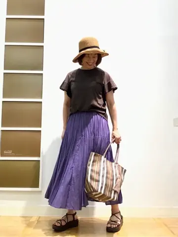 ANY 高橋郁子 コーディネート画像