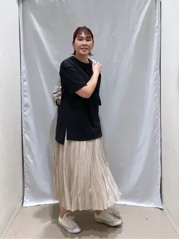 ANY 林 コーディネート画像