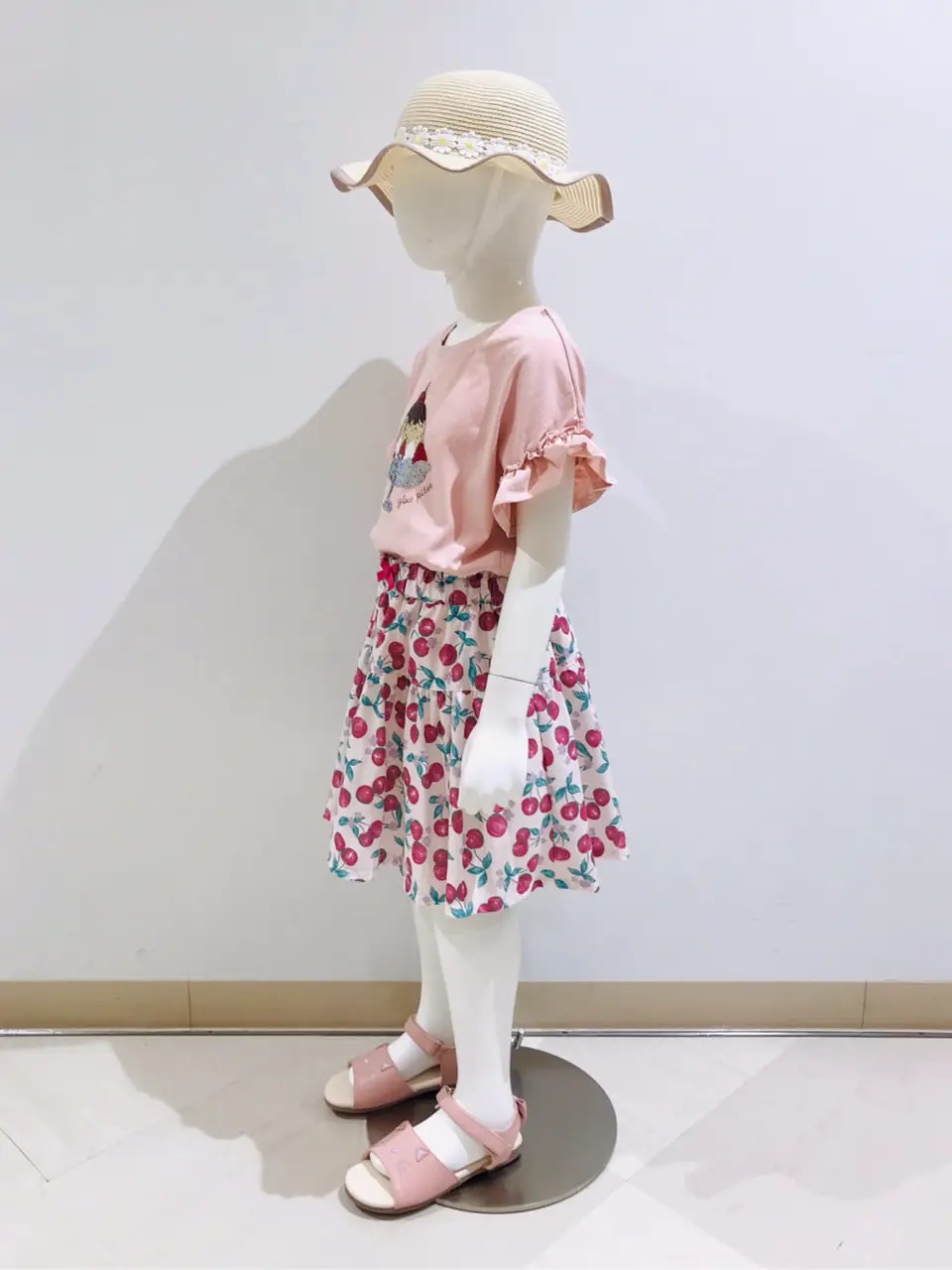 ANY 田口 コーディネート画像