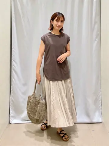 ANY 濱野 コーディネート画像