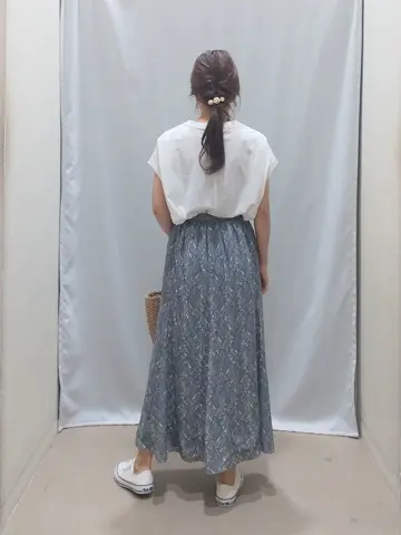 ANY 榎本 コーディネート画像