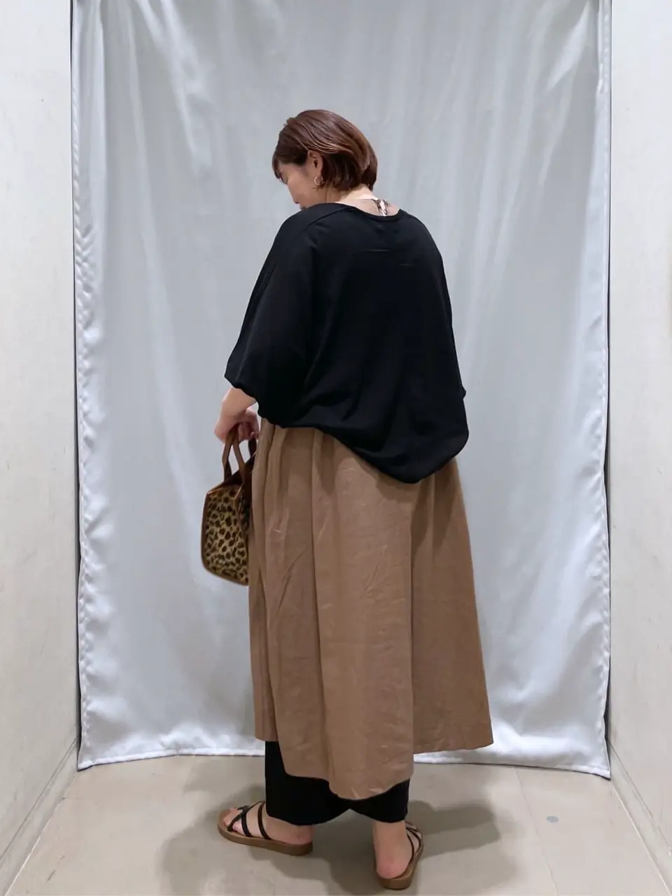 ANY 林 コーディネート画像