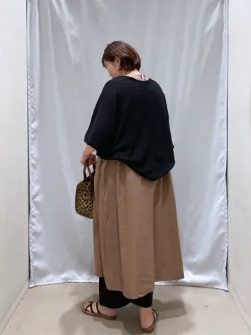 ANY 林 コーディネート画像