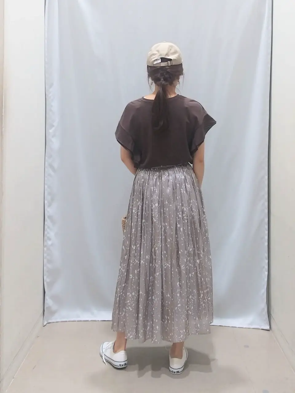 ANY 榎本 コーディネート画像