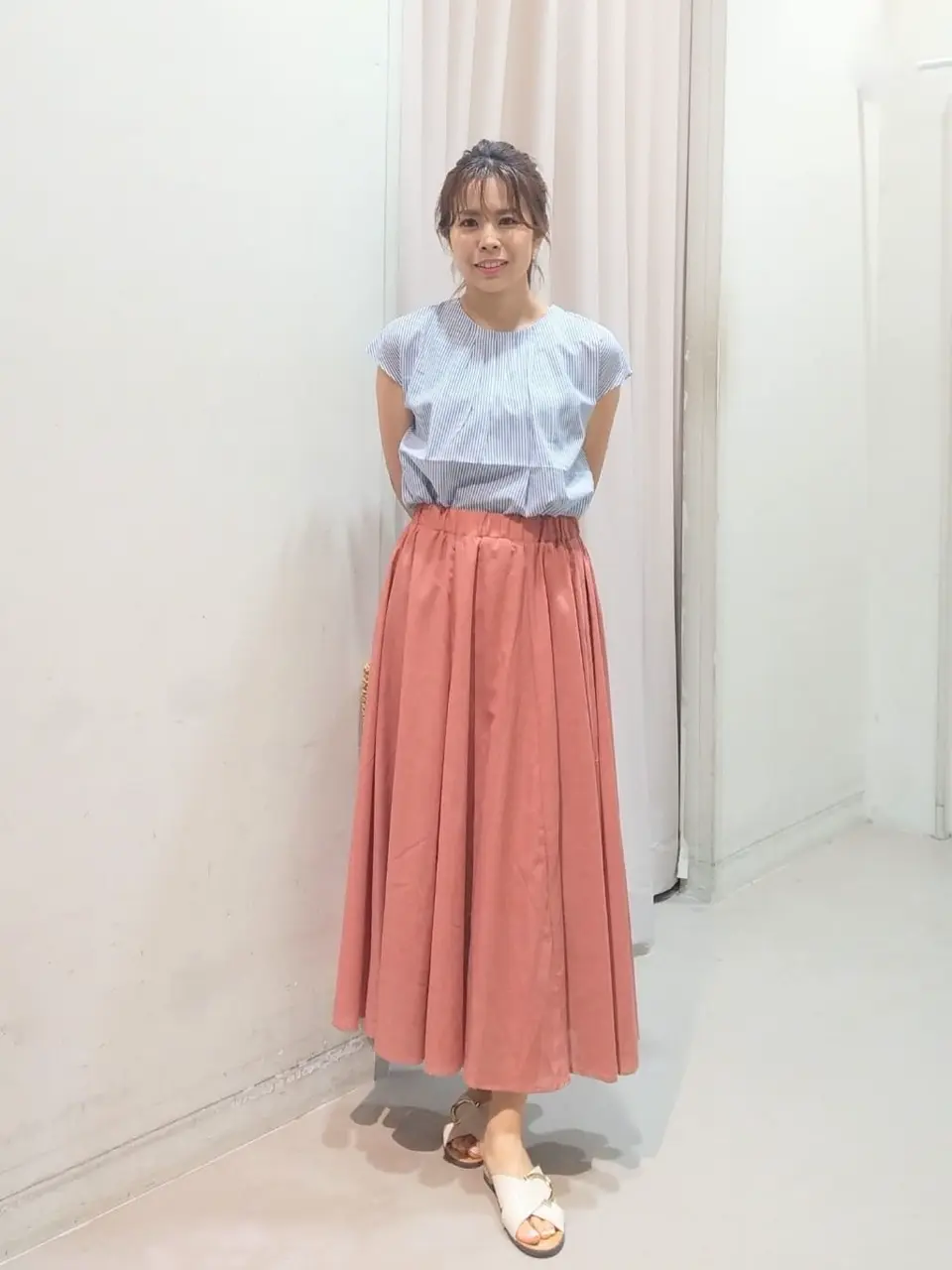 ANY 榎本 コーディネート画像