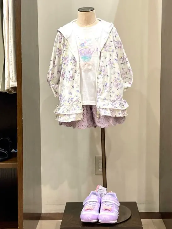 ANY 杉原 コーディネート画像