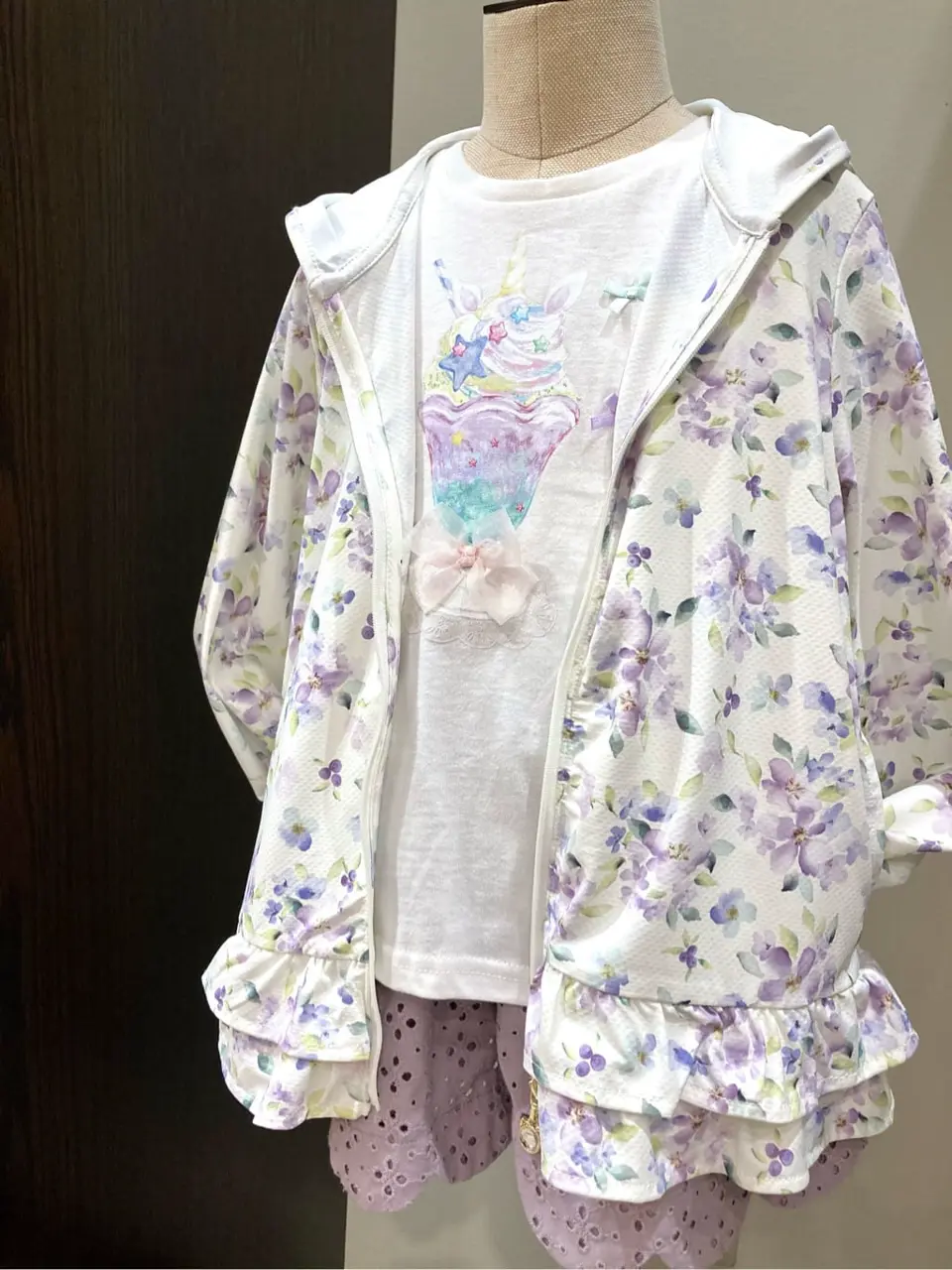 ANY 杉原 コーディネート画像