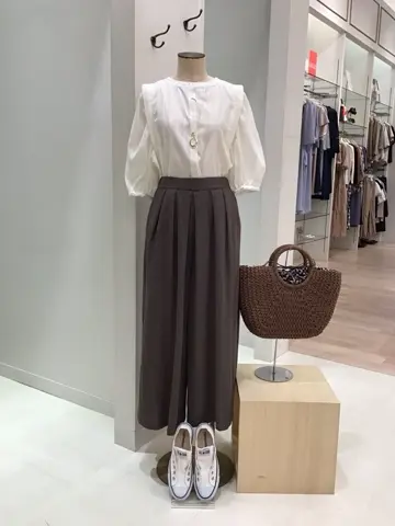 ANY 横溝 コーディネート画像