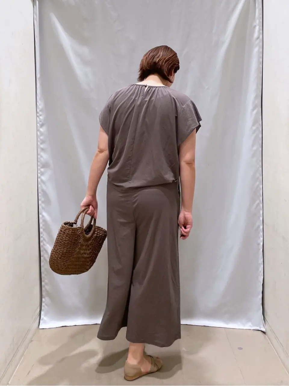 ANY 林 コーディネート画像