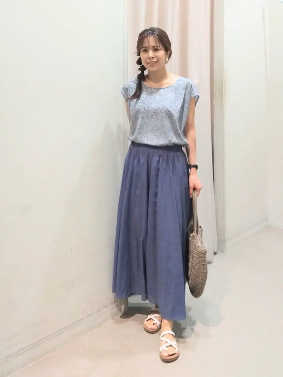 ANY 榎本 コーディネート画像