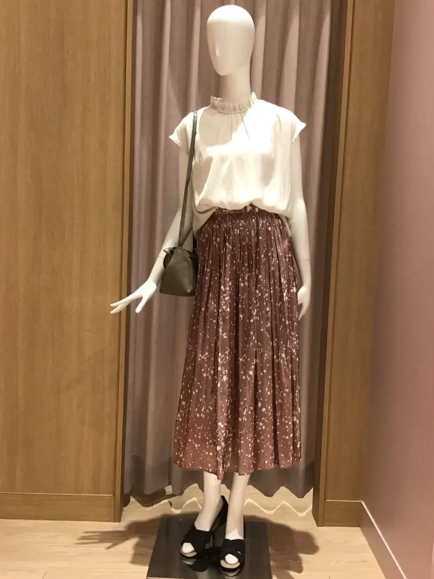  本吉 コーディネート画像